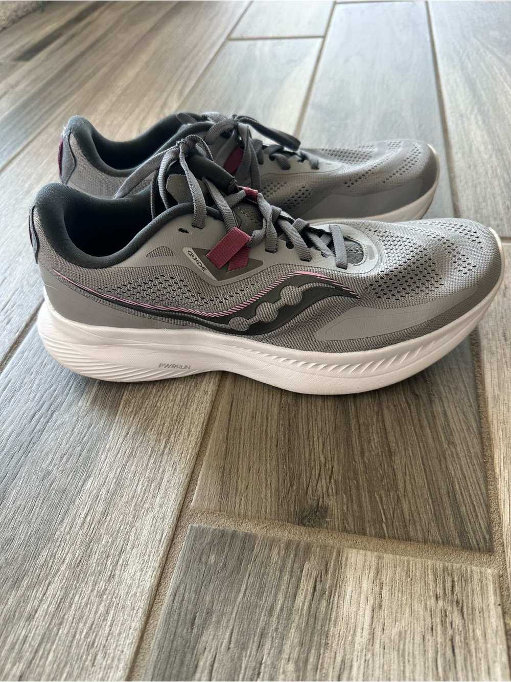 Saucony Gray Athletic Running Shoes with Pink Accent